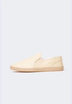DeFacto Basic Slip On Shoes