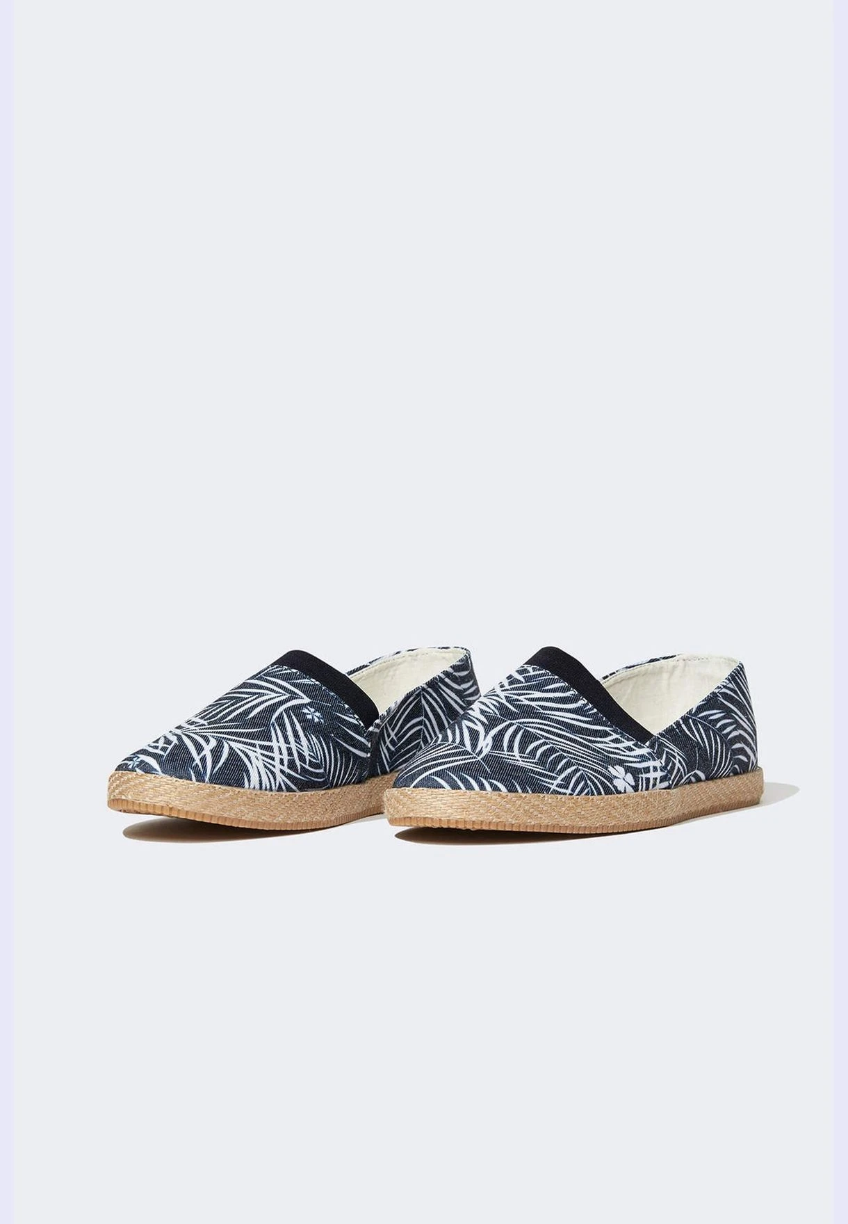 DeFacto Flat Sole Palm Print Espadrilles 2 DeFacto Flat Sole Palm Print Espadrilles - Image 2