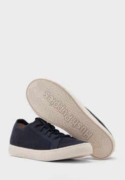 Hush Puppies The Good Low Top Sneakers -Easy Steps Sales 4 zoom desktop 283