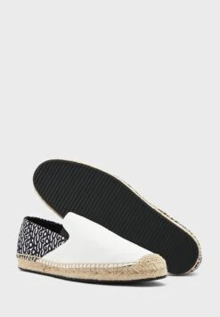 Hugo Casual Slip Ons -Easy Steps Sales 4 zoom desktop 394