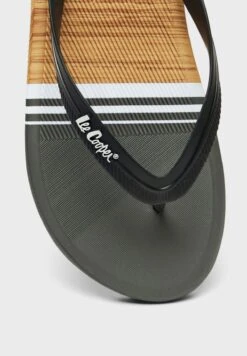 Lee Cooper Logo Print Flip Flops -Easy Steps Sales 4 zoom desktop 538