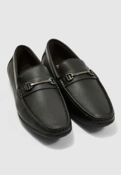 Classic Moccasins 9 Classic Moccasins -Easy Steps Sales 5 zoom desktop 156