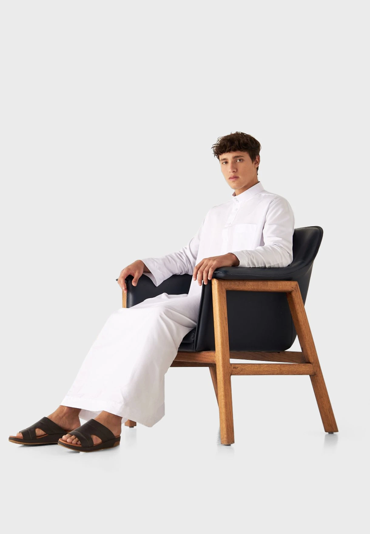 Wide Strap Arabian Sandals 5 Wide Strap Arabian Sandals - Image 5